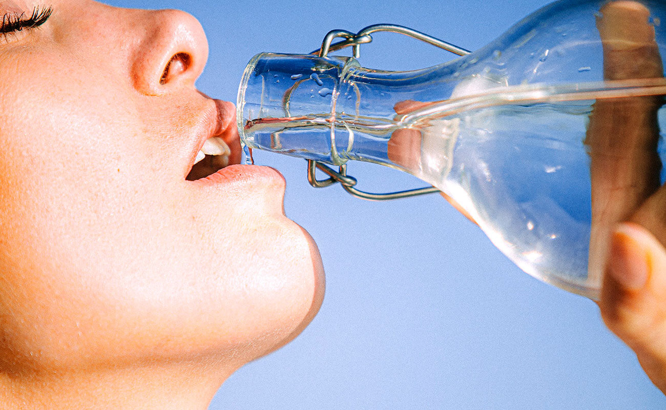 5 Beneficios de beber agua